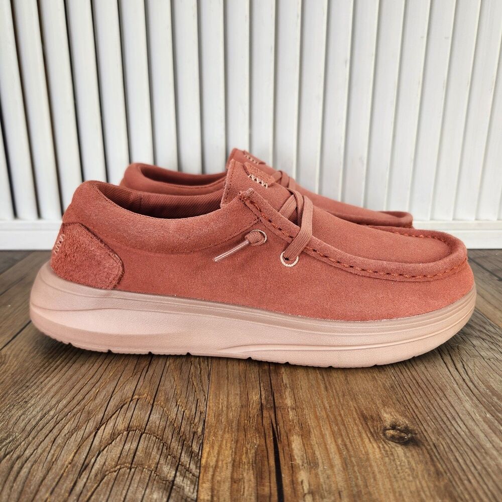 Hey Dude Wendy Comf Suede Loafers Womens Sz 7 Red Moc Toe Slip On Comfort Shoes